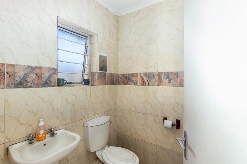 4 Bedroom Property for Sale in Pelican Park Western Cape